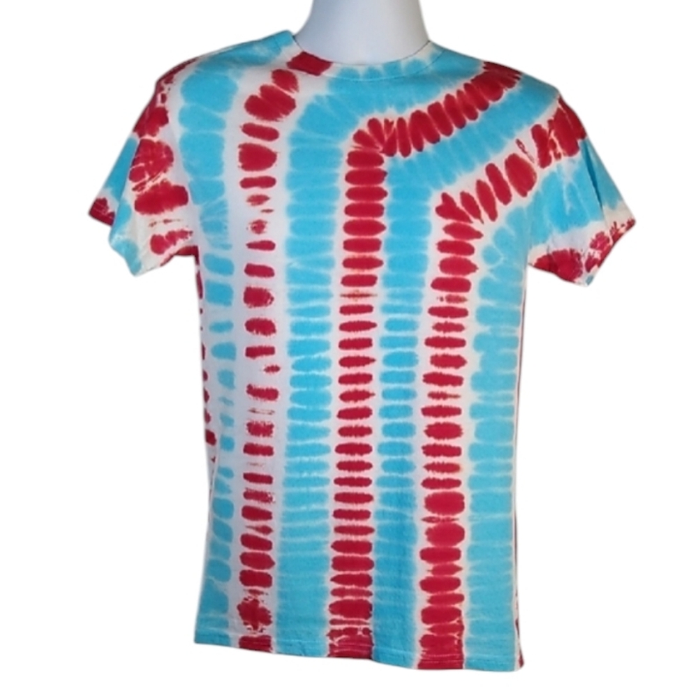 New Gildan Red and Blue Heavy Cotton T-Shirt